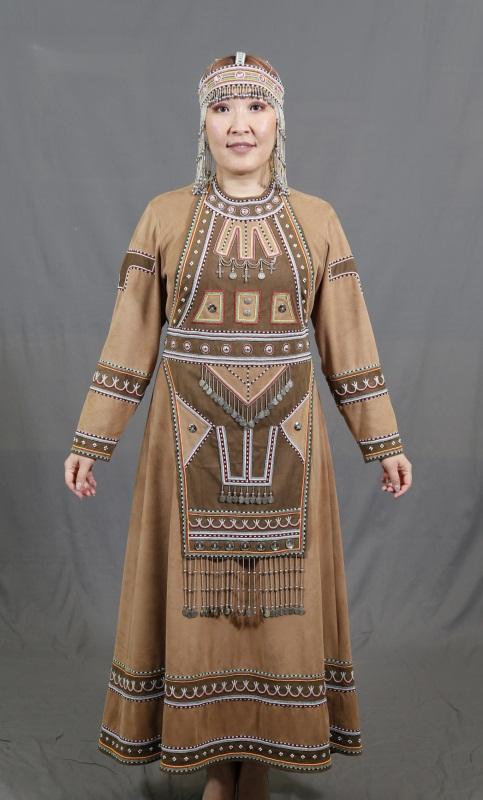 Стилизованное эвенкийское платье "Хантайские просторы"